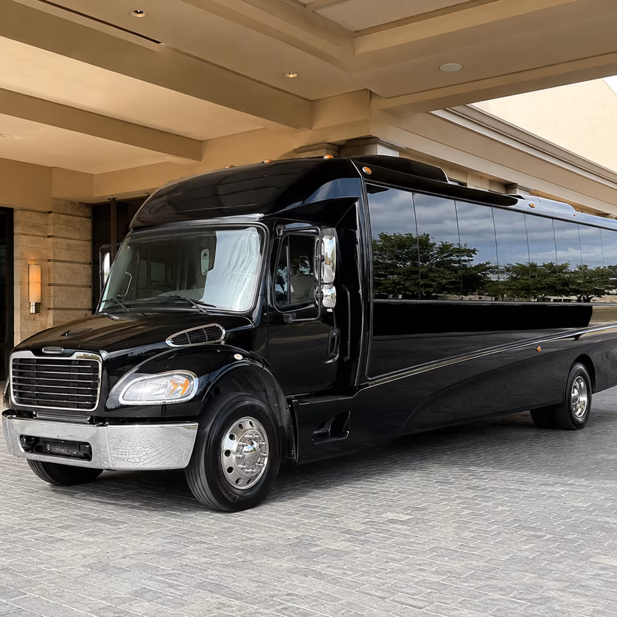 billings 20 passenger minibus