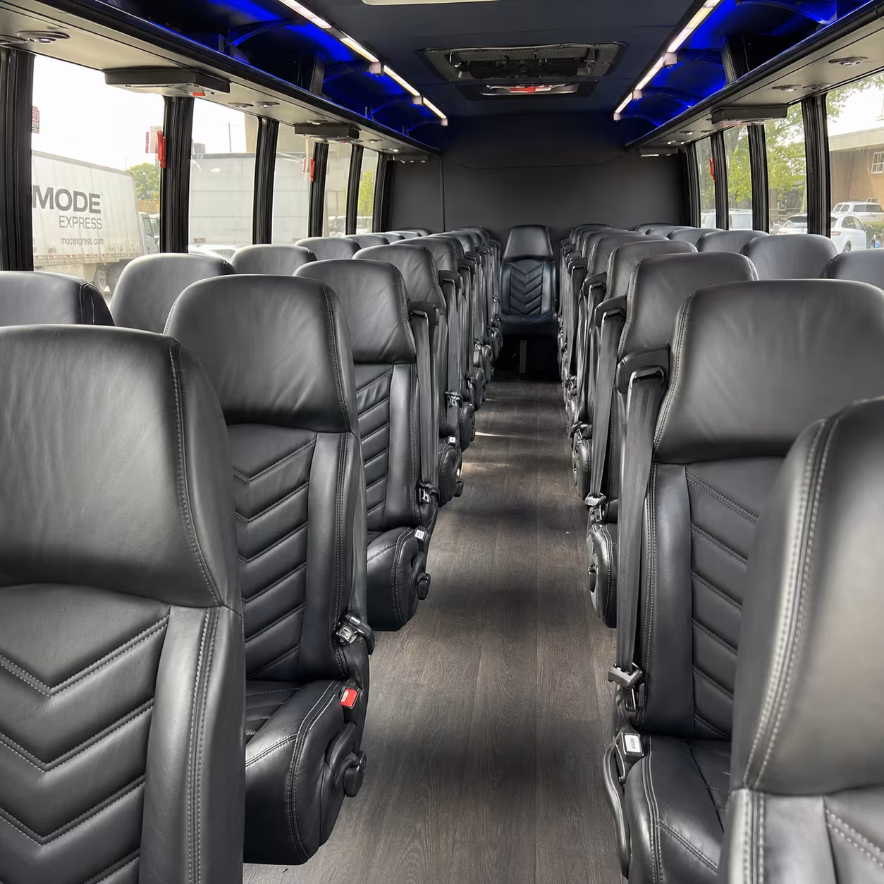 book group transportation for your next airport transfer 1